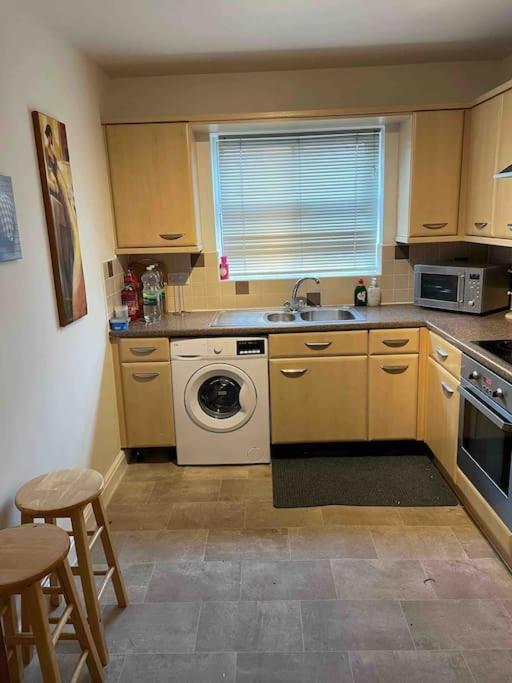 Lincoln View Sleeps 4 Balcony Self Check-In Apartment Luaran gambar